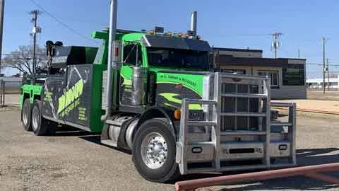 Heavy duty towing in Walton, KS